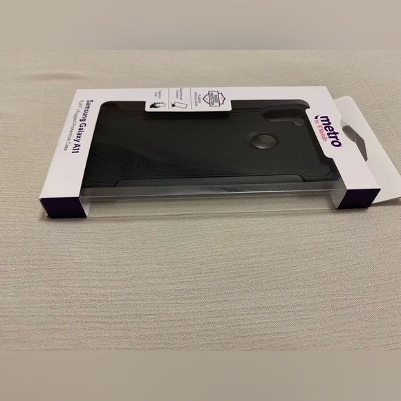 Samsung Galaxy A11 | Tuff Rugged Protective Case Metro by T-Mobile - Picture 12 of 13